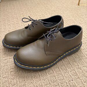 Dr. Martens Women’s 1461 Leather Oxford Shoes